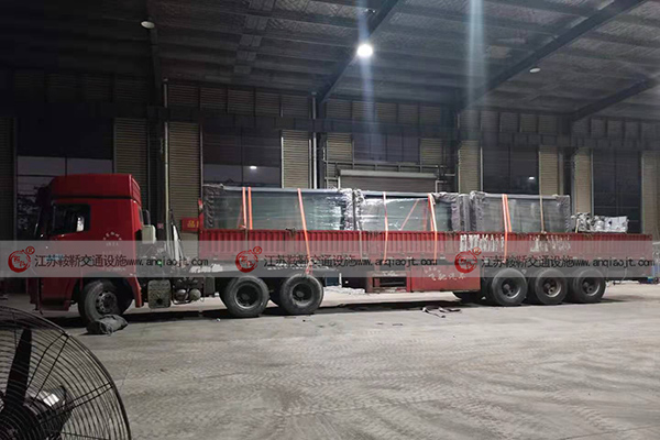 公交候車(chē)亭制造要點(diǎn)有哪些